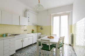 ALTIDO Family Flat w/Terrace & Parking near Beach, Sestri Levante